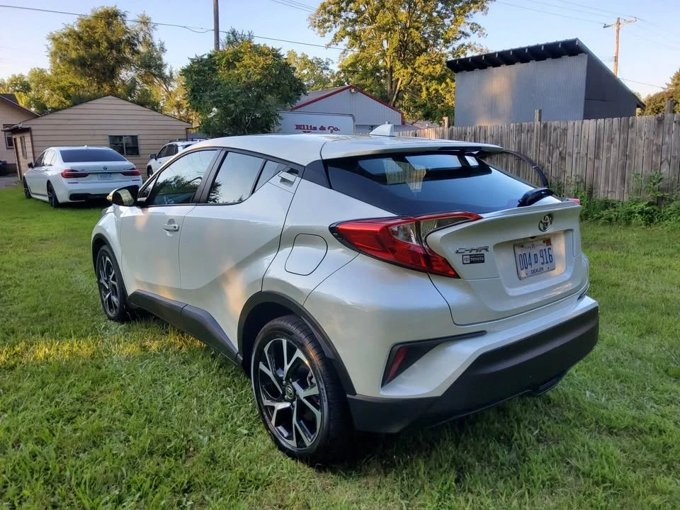 2021 Toyota C-HR - Image 2 of 7