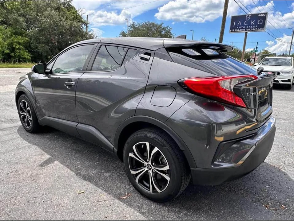 2021 Toyota C-HR - Image 2 of 8