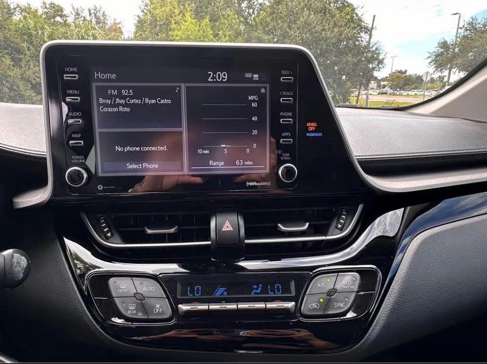 2021 Toyota C-HR - Image 6 of 8