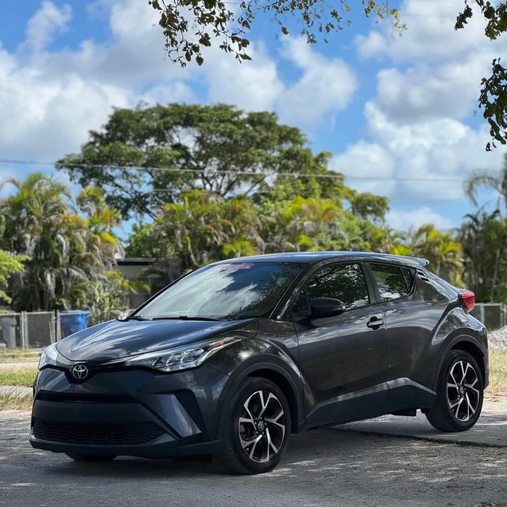 2021 Toyota C-HR - Image 2 of 10