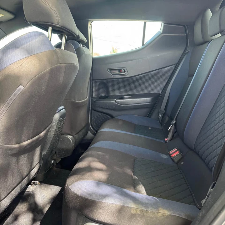 2021 Toyota C-HR - Image 6 of 10
