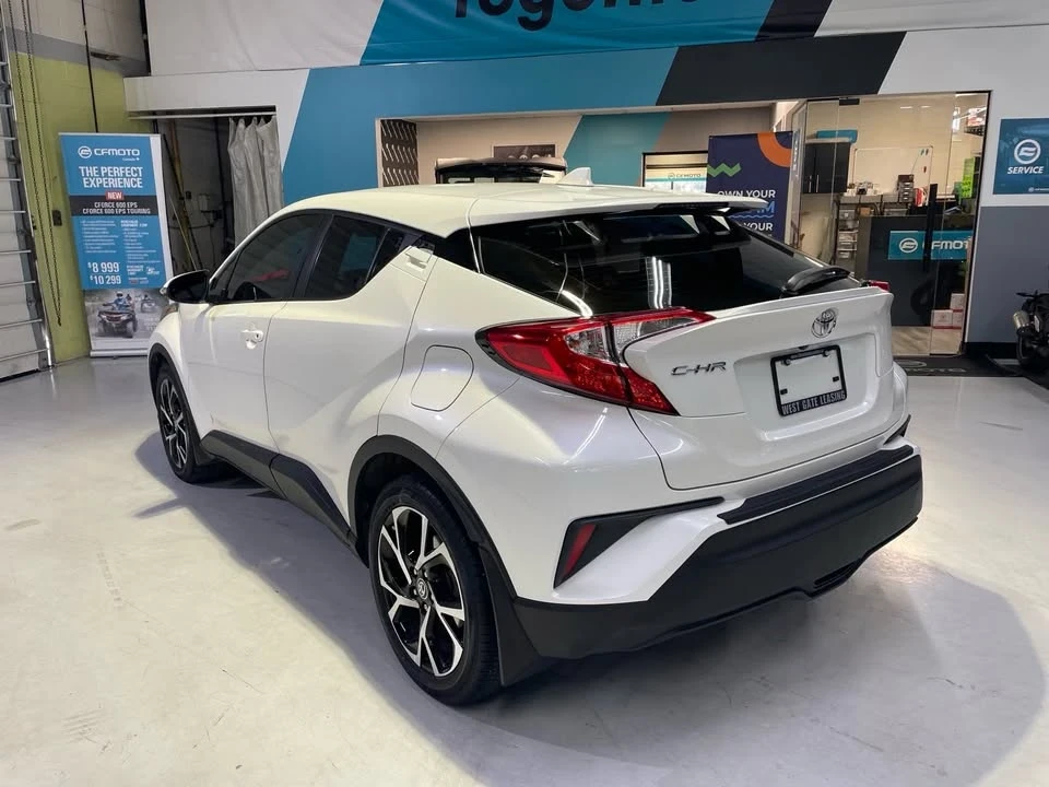 2021 Toyota C-HR - Image 12 of 13