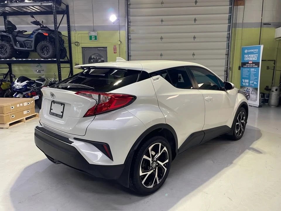 2021 Toyota C-HR - Image 9 of 13