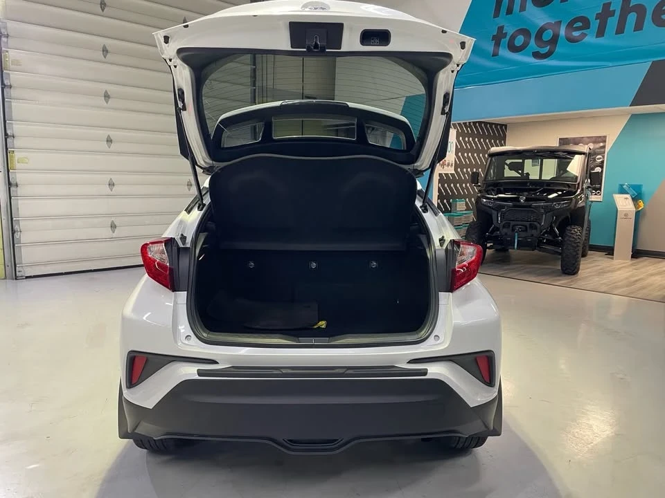 2021 Toyota C-HR - Image 10 of 13