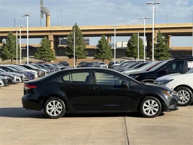 2021 Toyota Corolla 12th Gen - Image 2 of 13