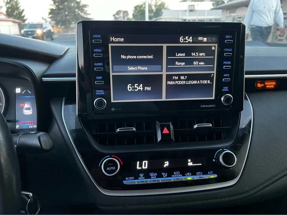 2021 Toyota Corolla 12th Gen - Image 9 of 15
