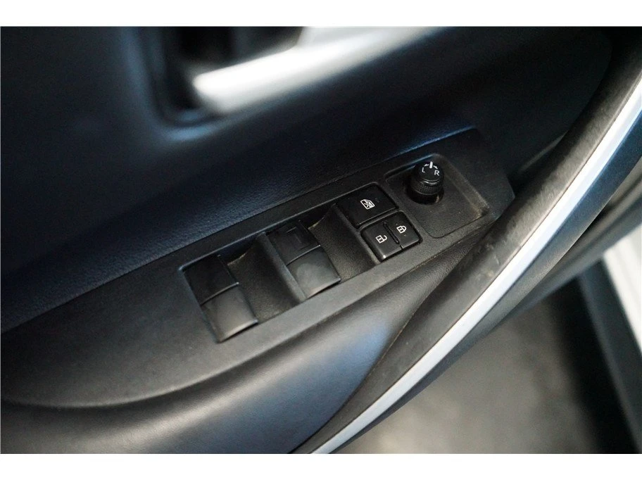 2021 Toyota Corolla 12th Gen - Image 16 of 20