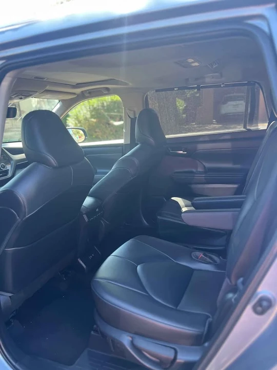 2021 Toyota Highlander - Image 4 of 5