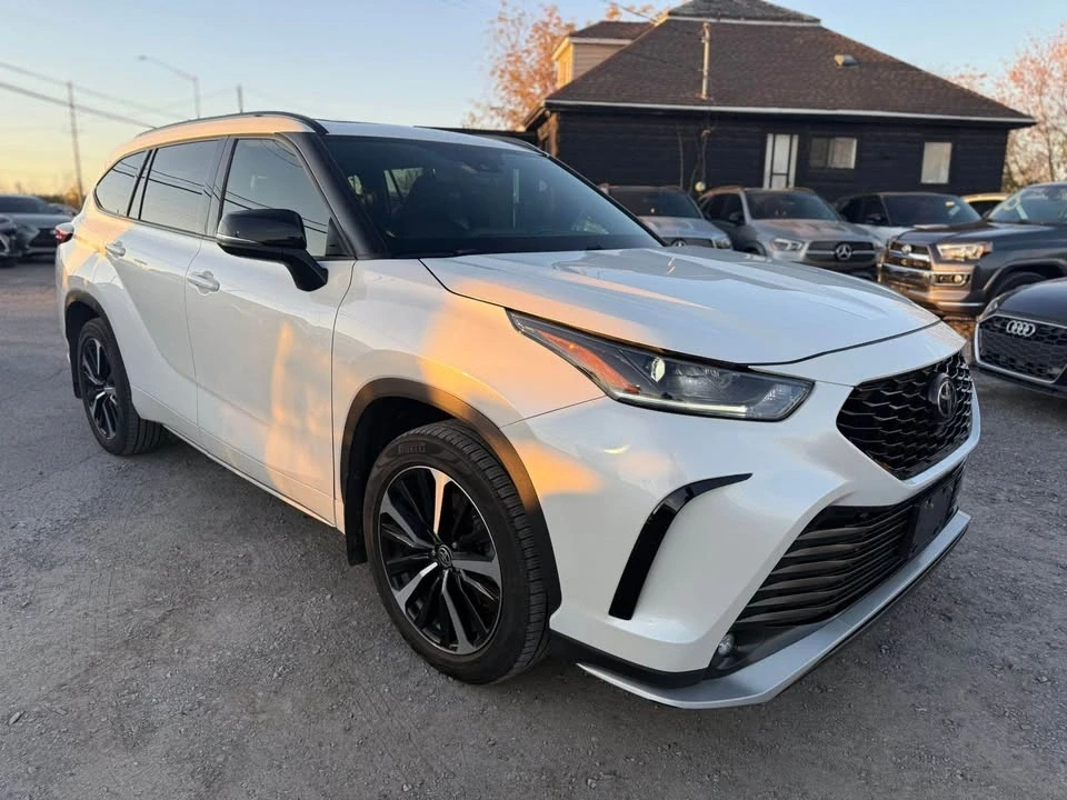 2021 Toyota Highlander - Image 2 of 20