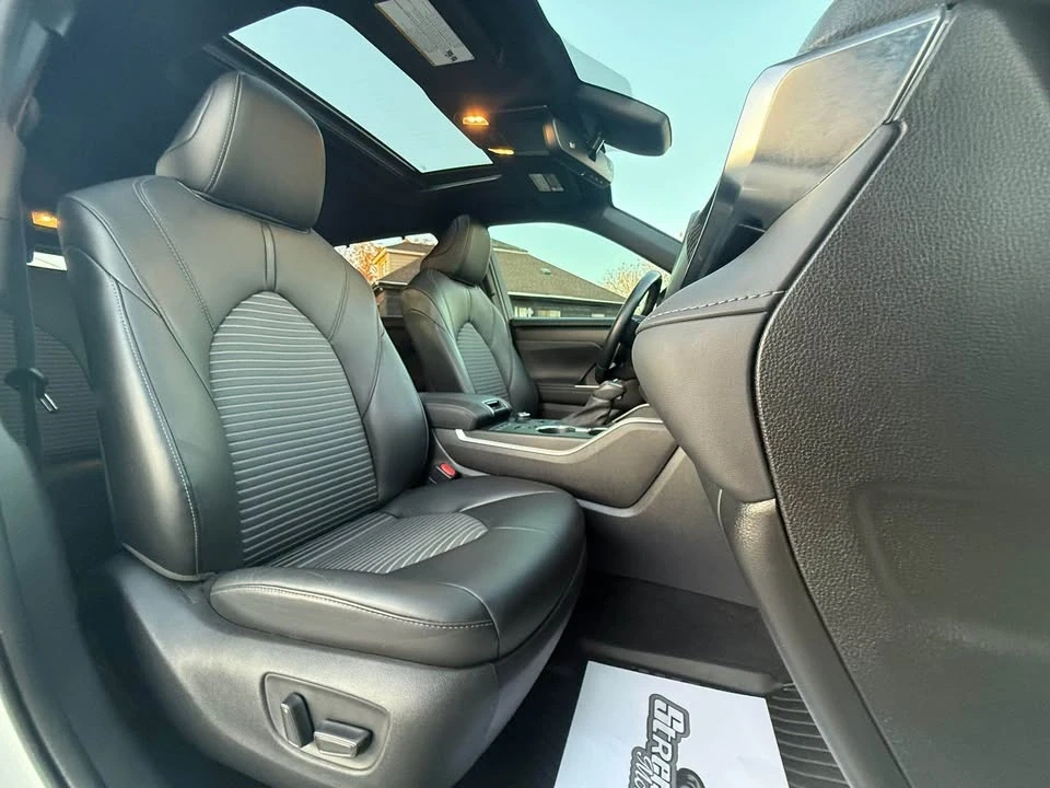 2021 Toyota Highlander - Image 15 of 20