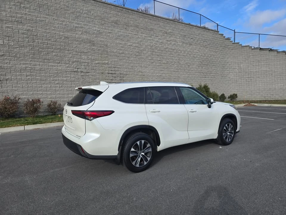 2021 Toyota Highlander - Image 5 of 20