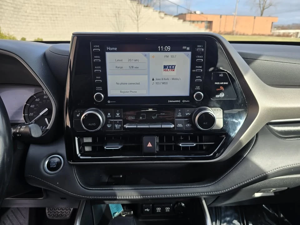 2021 Toyota Highlander - Image 16 of 20