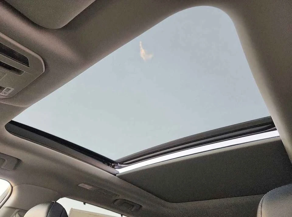 2021 Toyota Highlander - Image 7 of 9