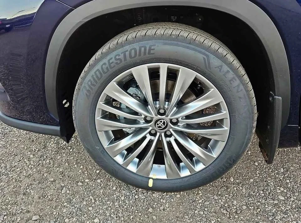2021 Toyota Highlander - Image 5 of 9