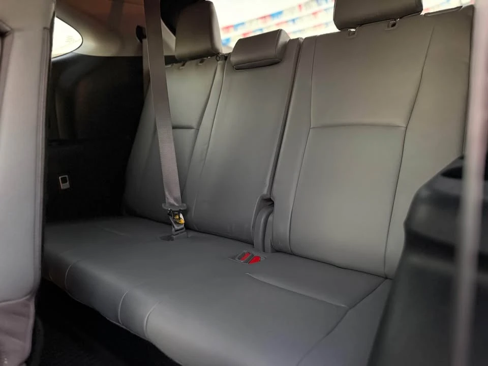 2021 Toyota Highlander - Image 17 of 20