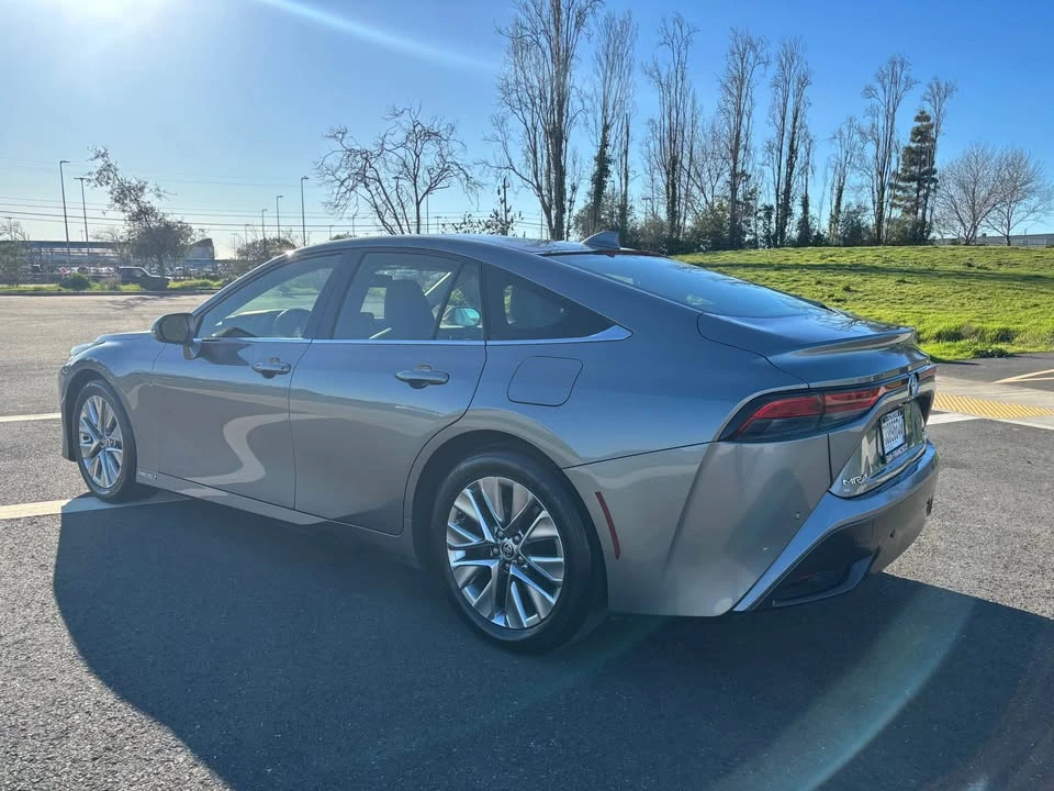 2021 Toyota Mirai - Image 4 of 10
