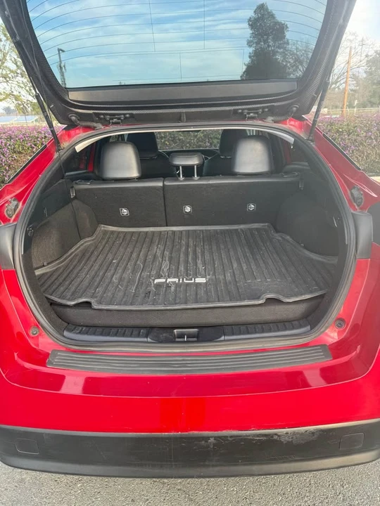 2021 Toyota Prius 4th Gen - Image 11 of 11