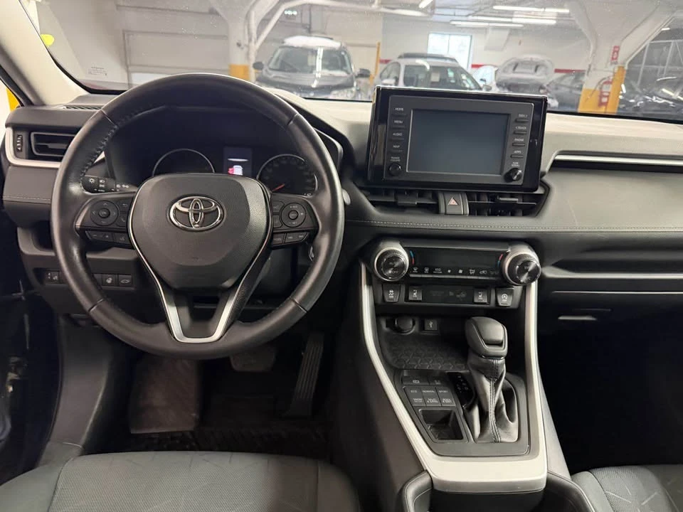 2021 Toyota RAV4 5th Gen - Image 11 of 16