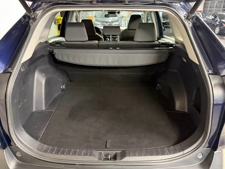 2021 Toyota RAV4 5th Gen - Image 8 of 16