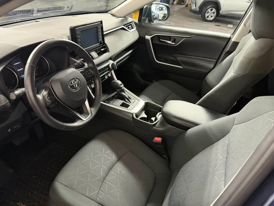 2021 Toyota RAV4 5th Gen - Image 9 of 16