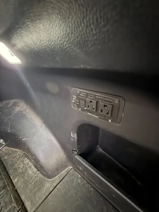 2021 Toyota RAV4 5th Gen - Image 17 of 17