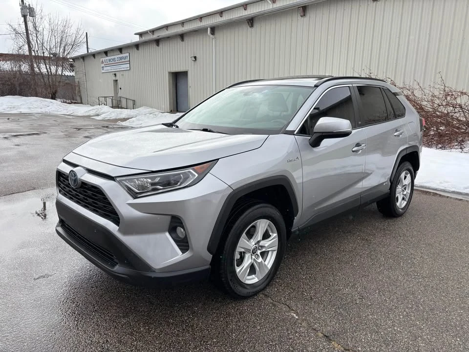 2021 Toyota RAV4 5th Gen - Image 4 of 12