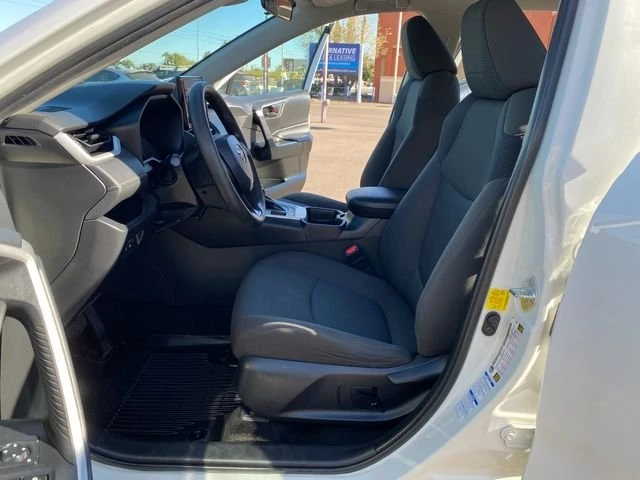 2021 Toyota RAV4 5th Gen - Image 9 of 19