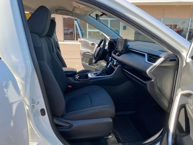 2021 Toyota RAV4 5th Gen - Image 13 of 19