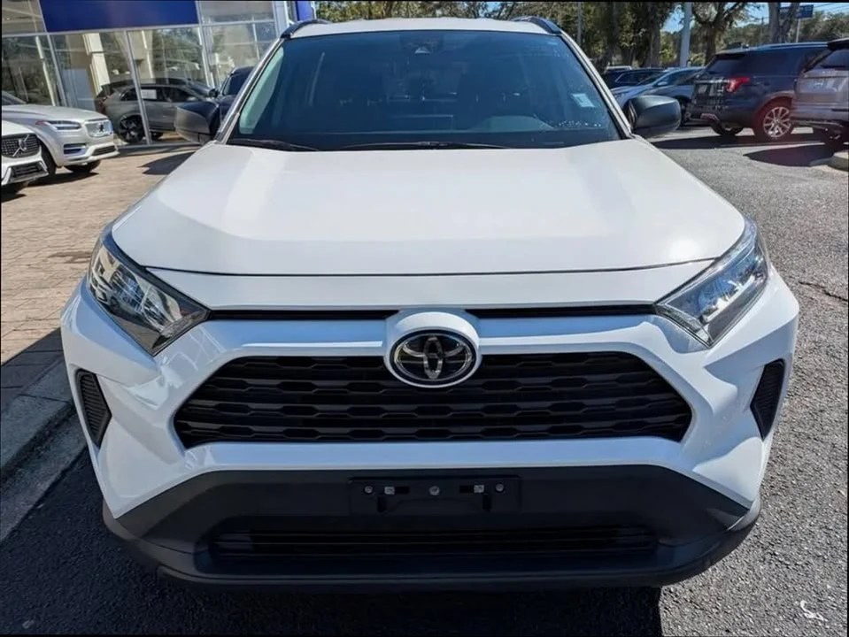 2021 Toyota RAV4 5th Gen - Image 8 of 19