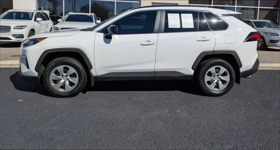 2021 Toyota RAV4 5th Gen - Image 3 of 19