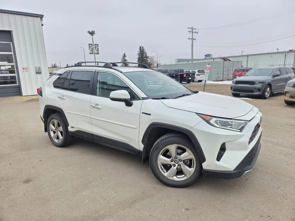 2021 Toyota RAV4 5th Gen - Image 2 of 17
