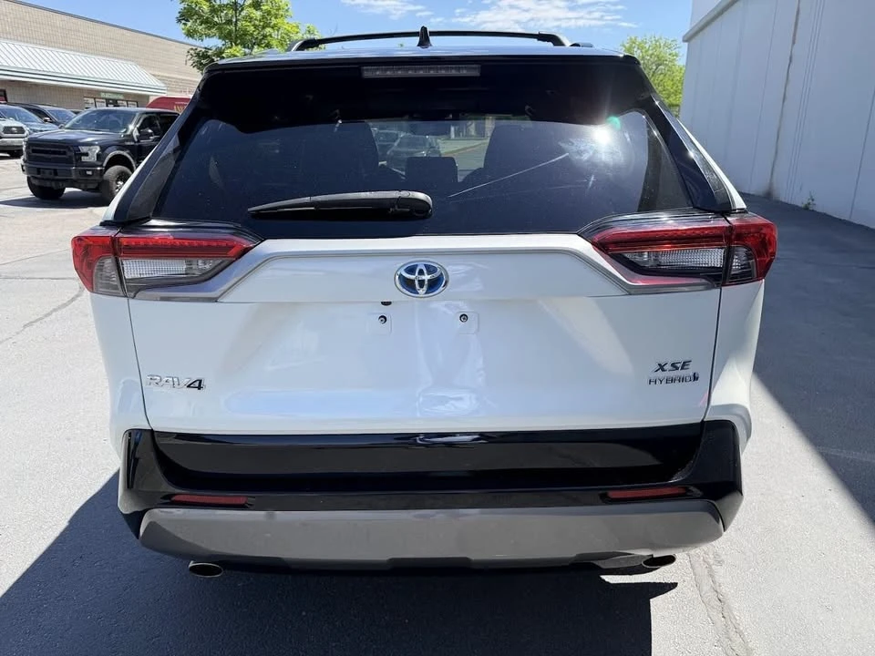 2021 Toyota RAV4 5th Gen - Image 8 of 20