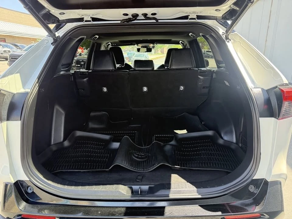 2021 Toyota RAV4 5th Gen - Image 9 of 20