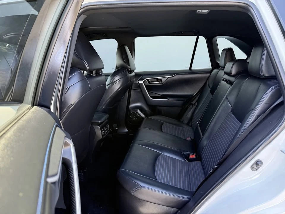 2021 Toyota RAV4 5th Gen - Image 12 of 20
