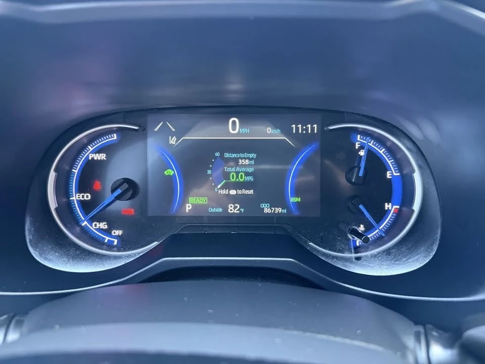 2021 Toyota RAV4 5th Gen - Image 18 of 20