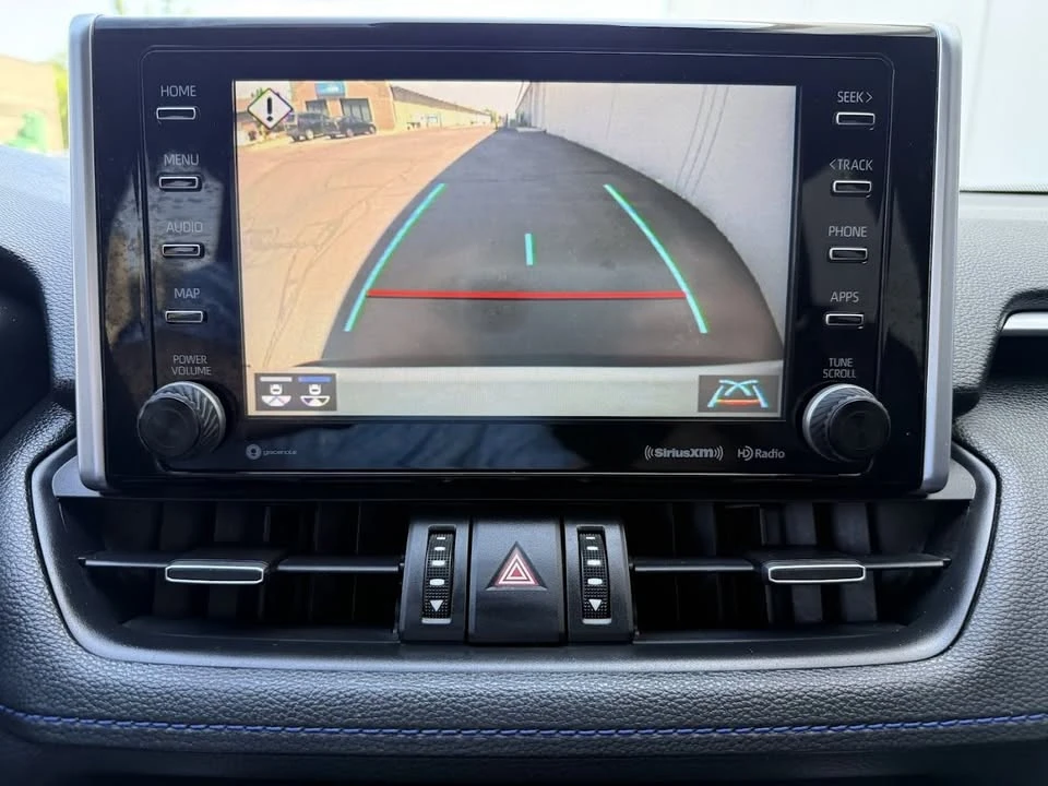 2021 Toyota RAV4 5th Gen - Image 16 of 20