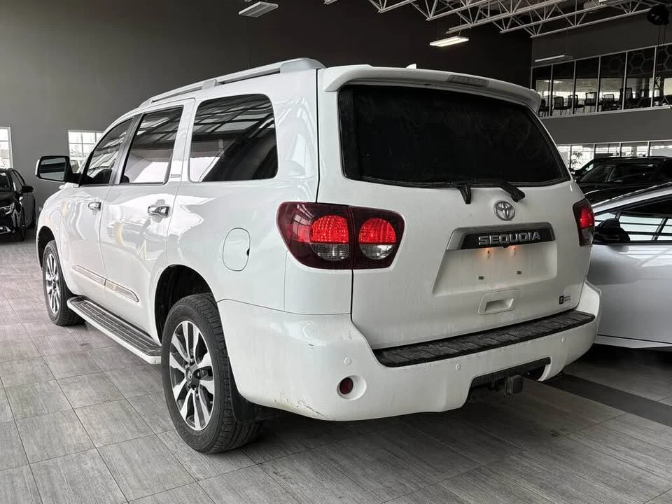 2021 Toyota Sequoia 2nd Gen - Image 6 of 20