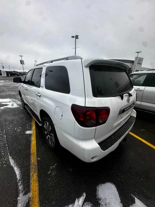 2021 Toyota Sequoia 2nd Gen - Image 3 of 8