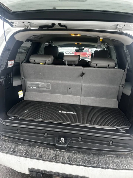 2021 Toyota Sequoia 2nd Gen - Image 8 of 8