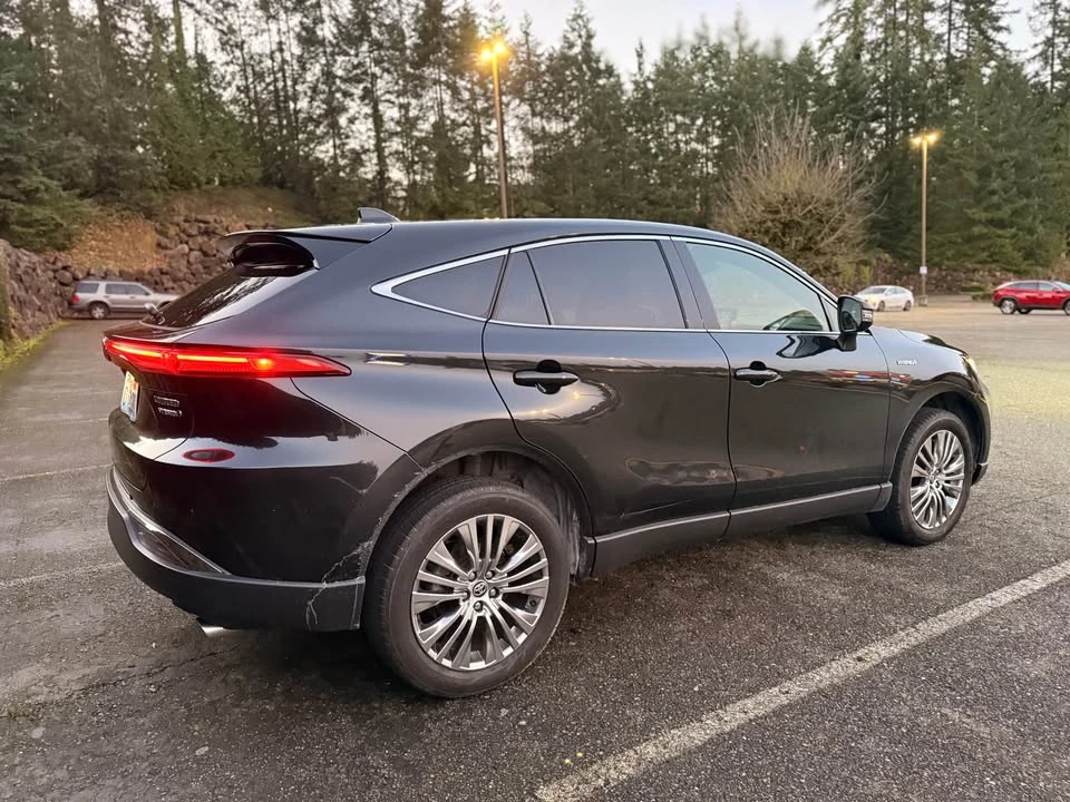 2021 Toyota Venza - Image 4 of 18