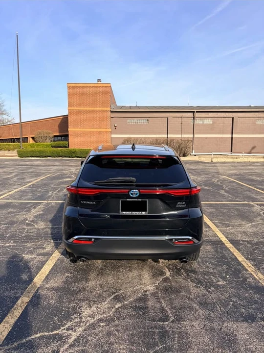 2021 Toyota Venza - Image 4 of 19