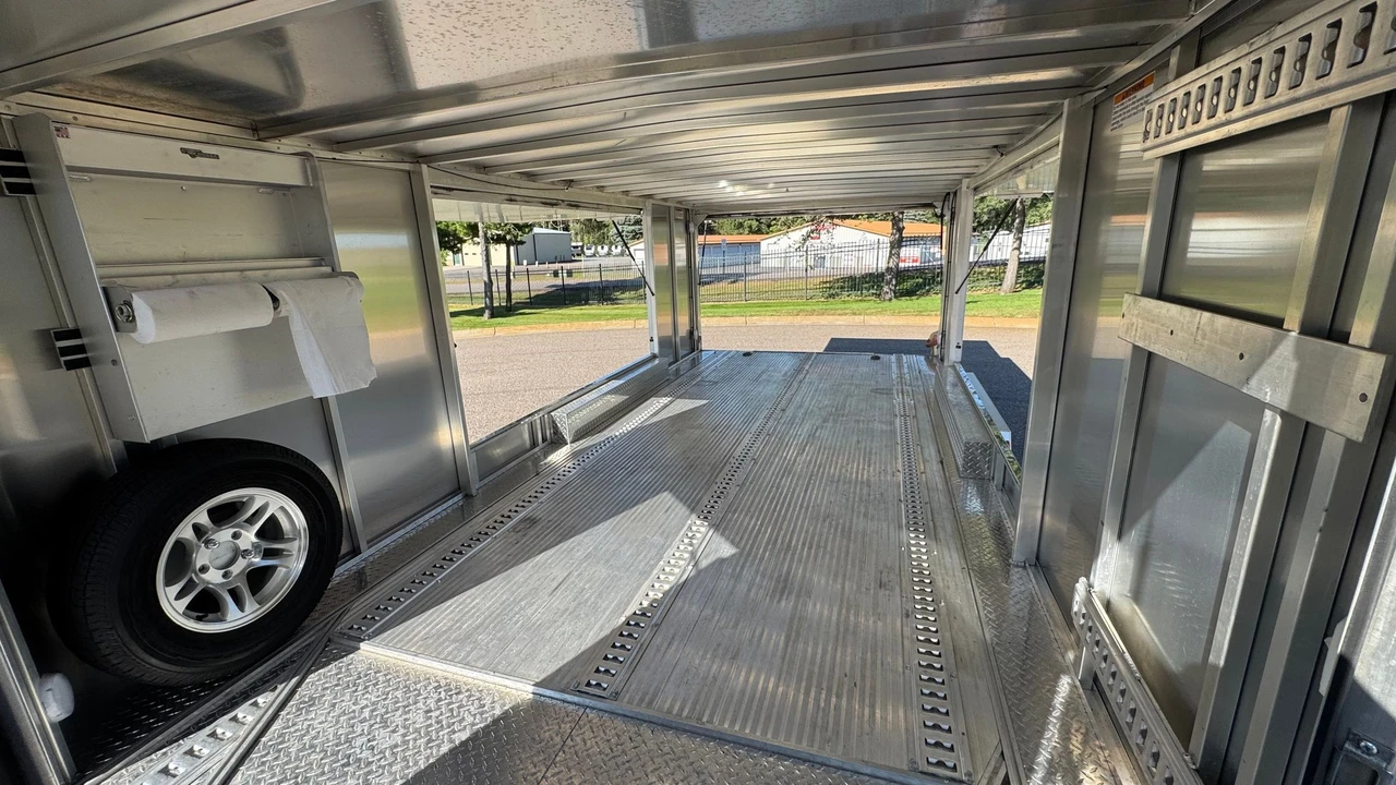 2021 Parts & Memorabilia Trailers - Image 25 of 31