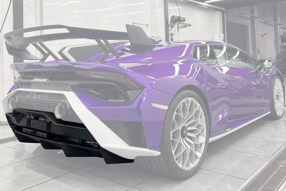2021 Parts & Memorabilia Bodywork - Image 2 of 5