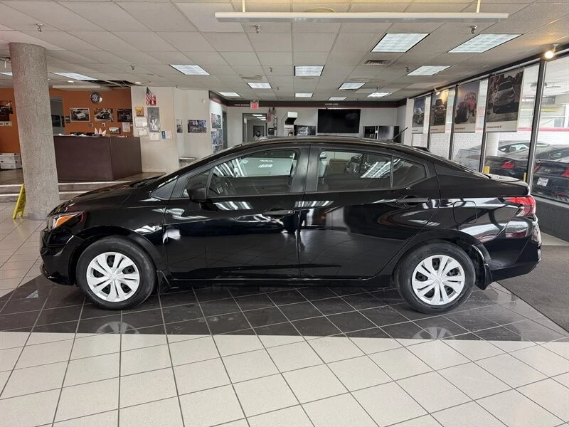 2021 Nissan Versa - Image 2 of 4