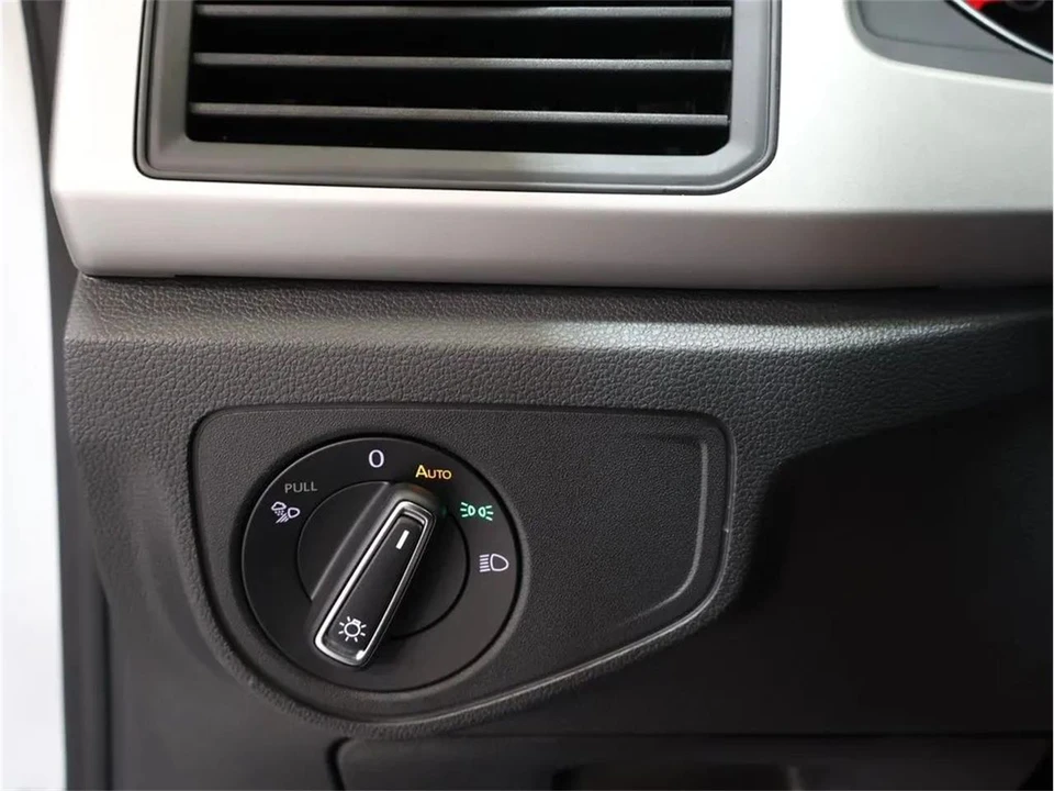2021 Volkswagen Atlas - Image 13 of 31