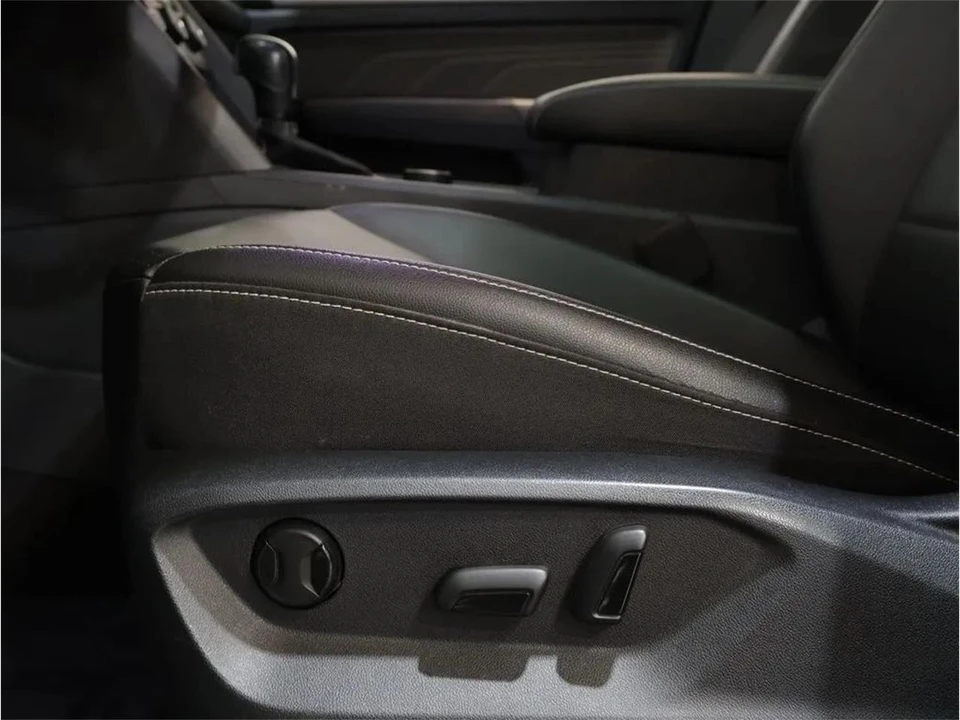 2021 Volkswagen Atlas - Image 14 of 31