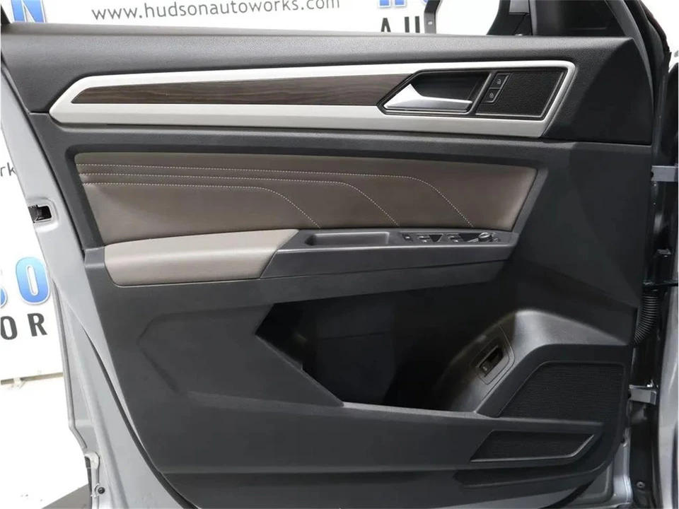 2021 Volkswagen Atlas - Image 10 of 31