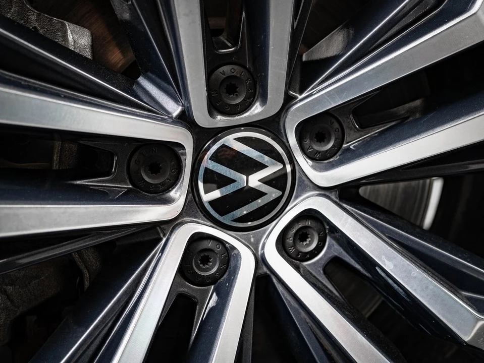 2021 Volkswagen Atlas - Image 8 of 21