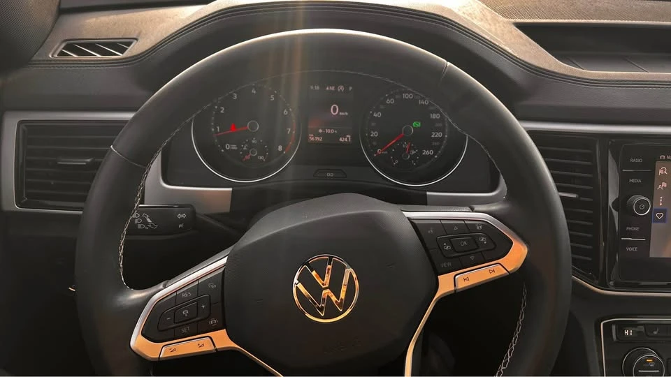 2021 Volkswagen Atlas - Image 8 of 11