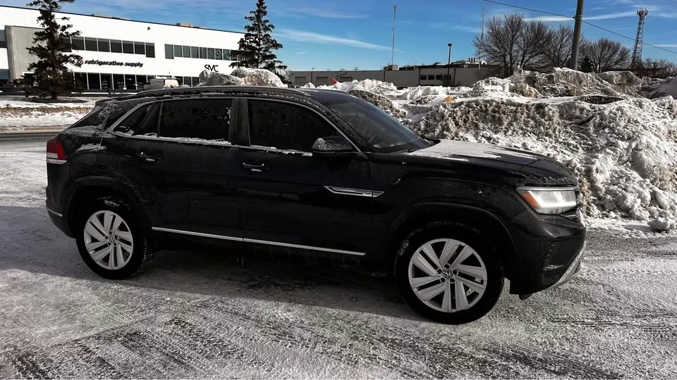 2021 Volkswagen Atlas - Image 2 of 11